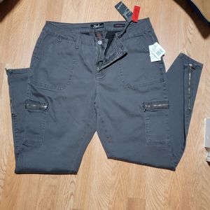 16 Earl Jeans Skinny Gray Jeans